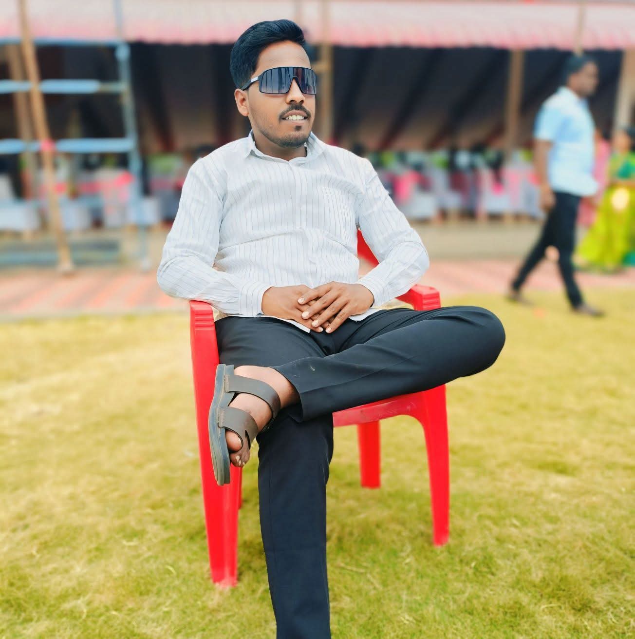 कर्मचारी